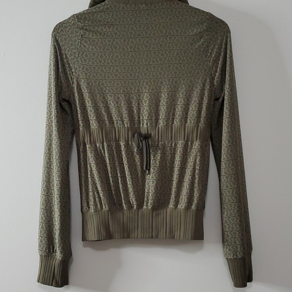 LULULEMON Reversible Jacket - Picture 12 of 13